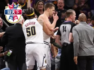 馬特·伊什比亞 NBA季后賽 約基奇